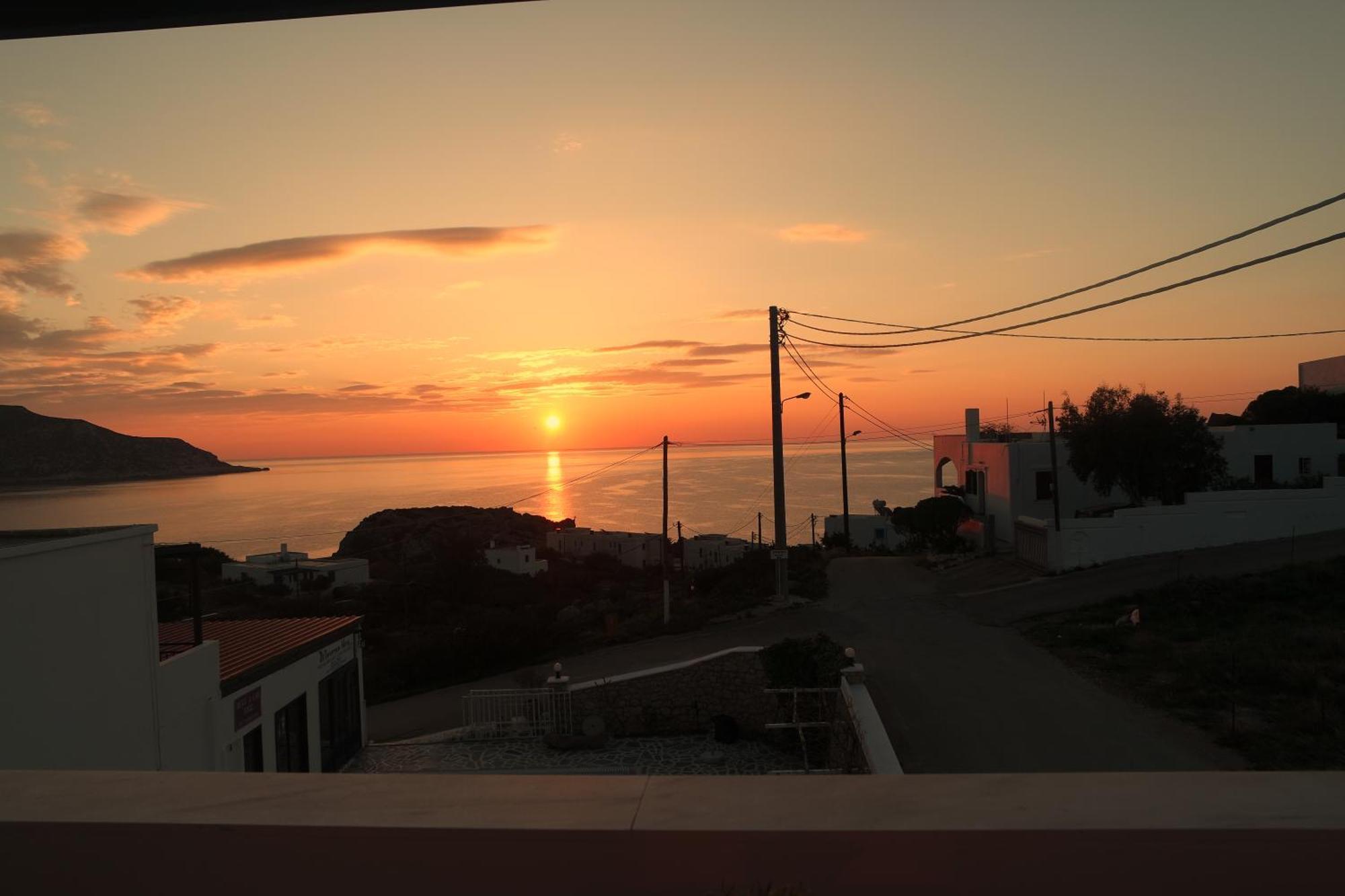 Sea View Apartment Karpathos Bagian luar foto