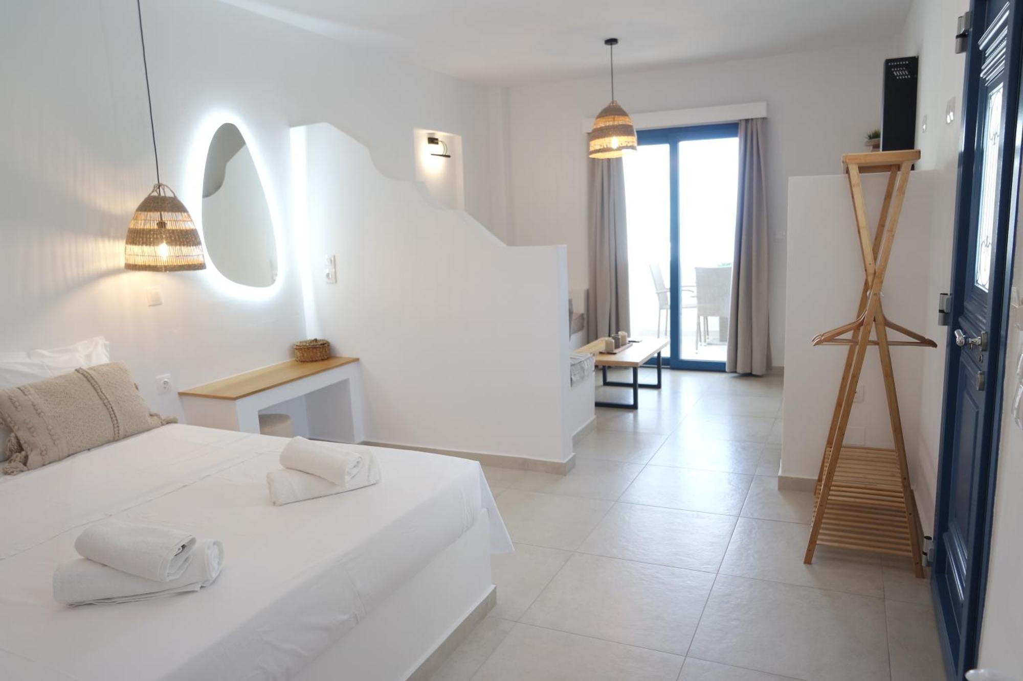 Sea View Apartment Karpathos Bagian luar foto