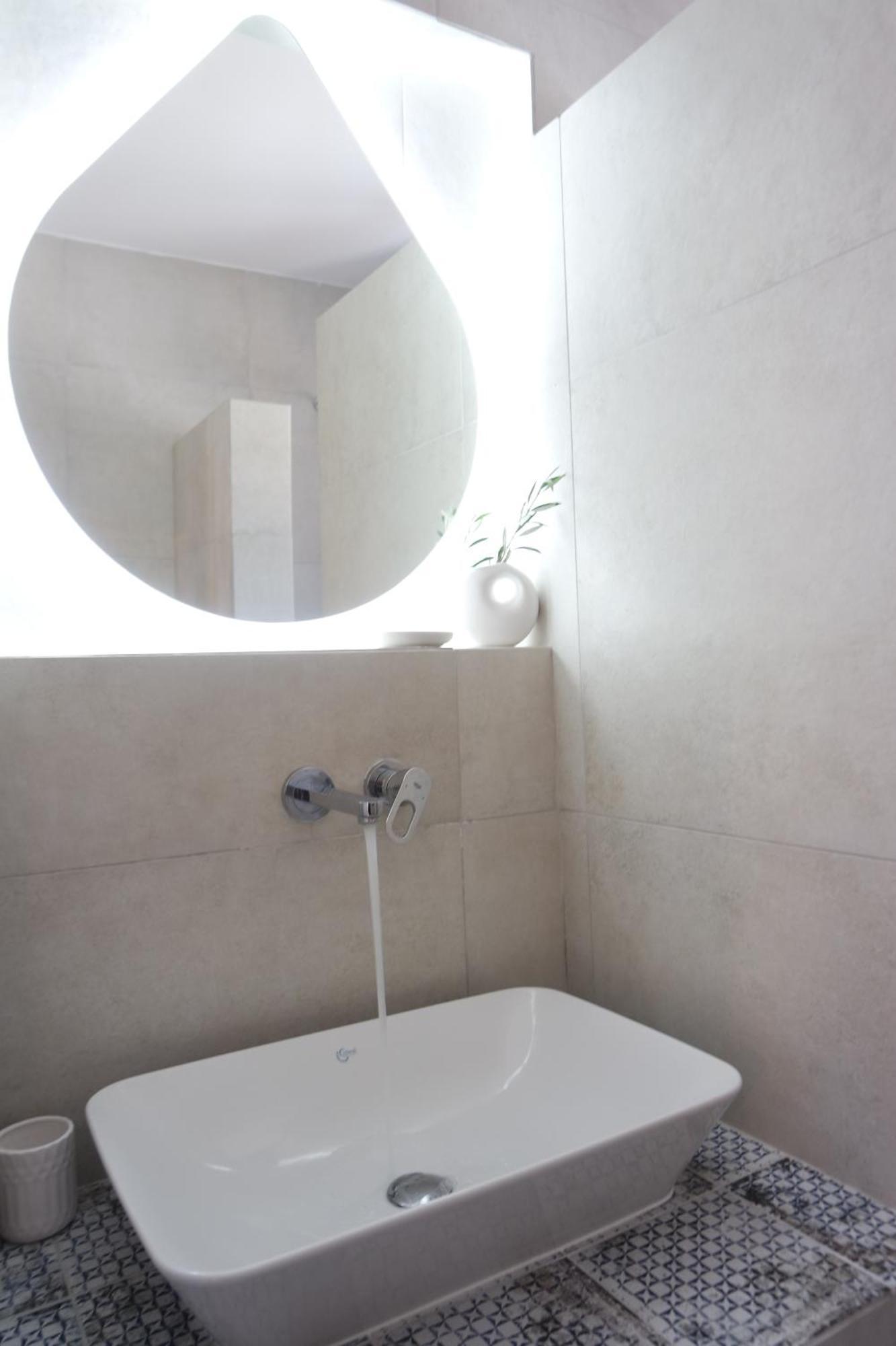 Sea View Apartment Karpathos Bagian luar foto