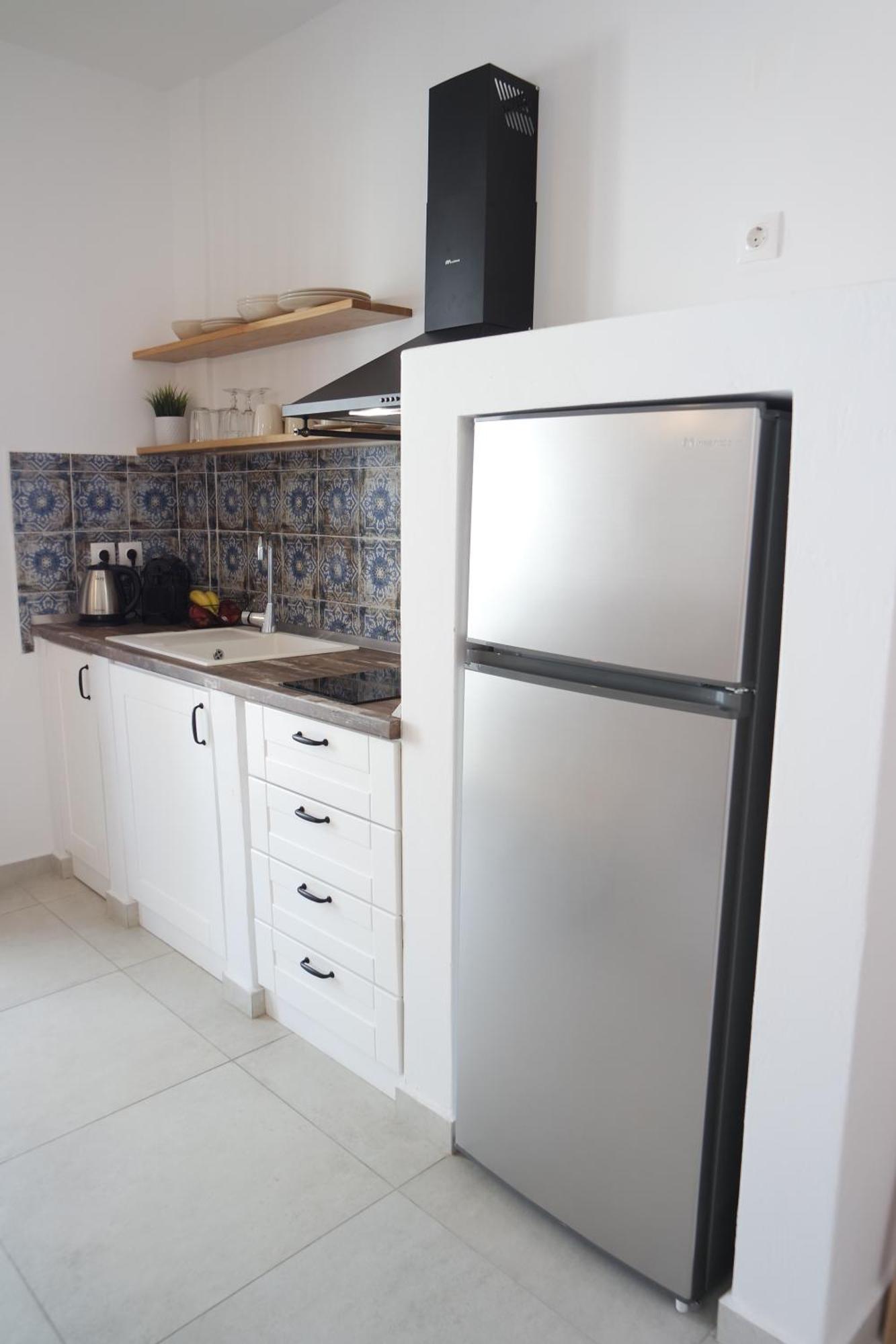 Sea View Apartment Karpathos Bagian luar foto