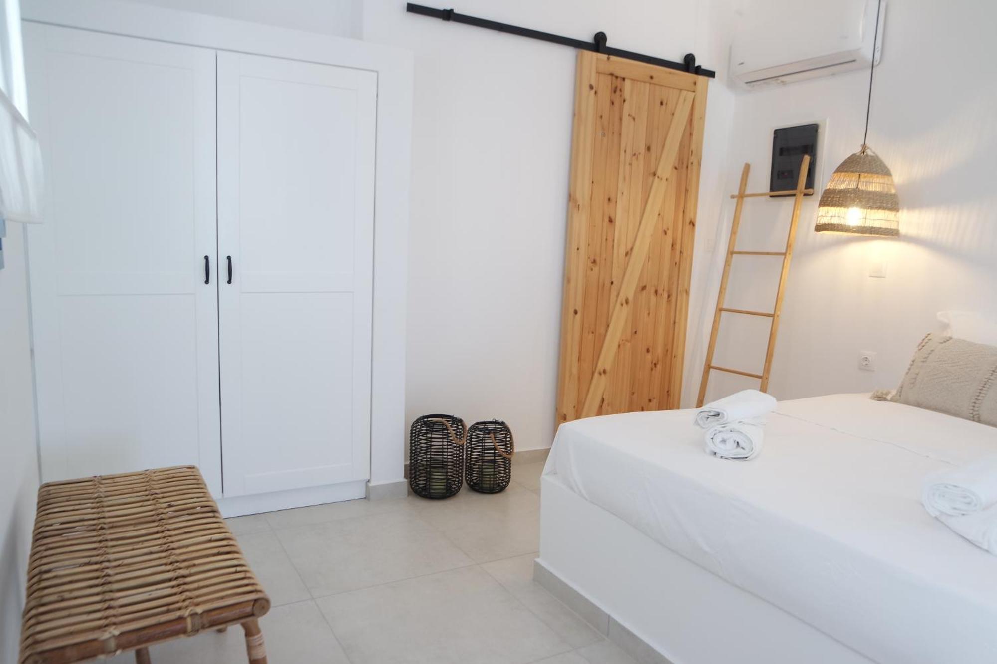 Sea View Apartment Karpathos Bagian luar foto