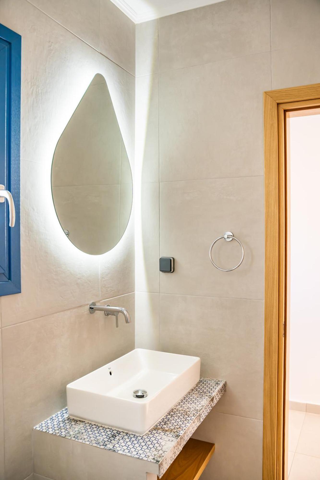 Sea View Apartment Karpathos Bagian luar foto